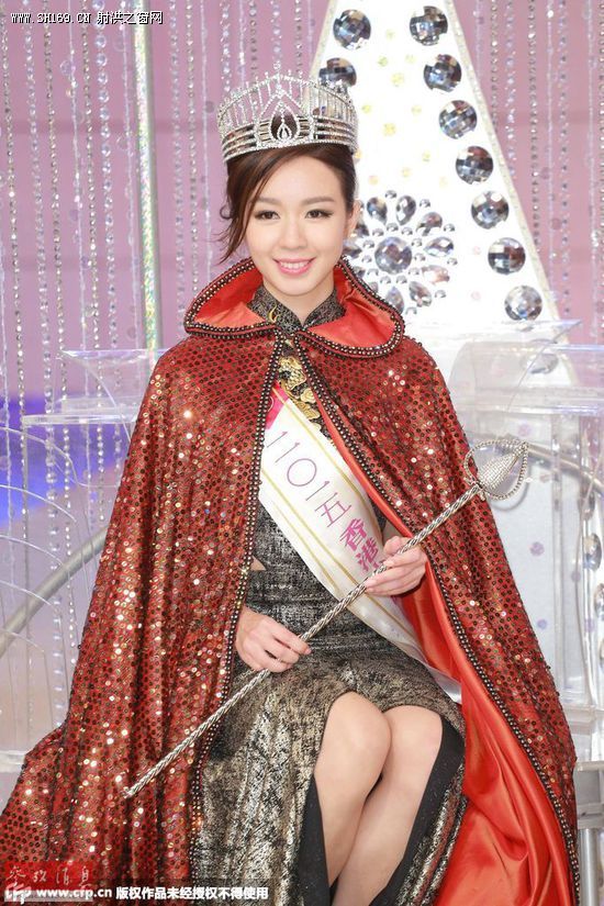 2015年新晋港姐冠军 获评“最上镜小姐”(图)